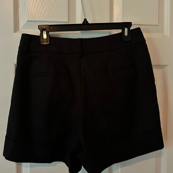 J.Crew Linen Pleated Short - Picture 3 of 3